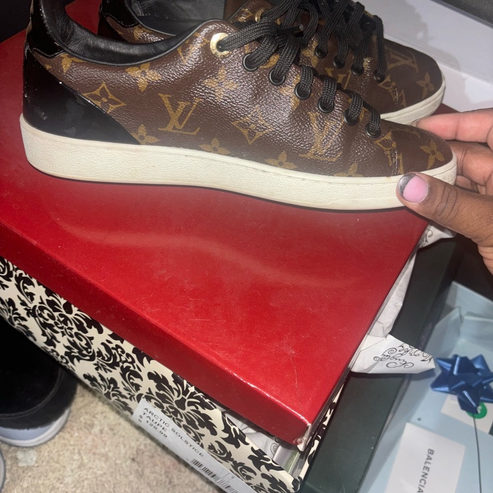 Louis Vuitton Monogram Brown Sneakers - Picture 4 of 4
